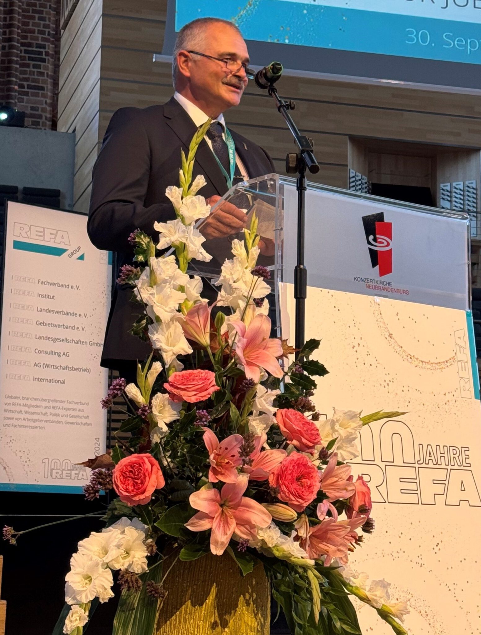 Dr. rer. pol. Dipl.-Ing. Andreas Dikow